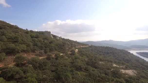 西班牙安达卢西亚Embalse Guadarranque飞越隔离墙湖 — 图库视频影像