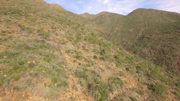 언덕과 바위를 떨어져 안달루시아 스페인 — 비디오