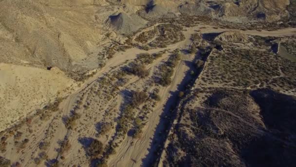 Aerial Dry Riverbed Desierto Tabernas — Vídeo de stock