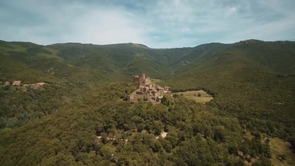 Aerial Castell Requesens Üstünde Spanya — Stok video