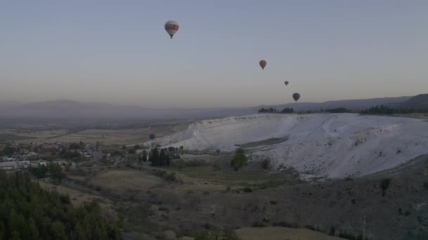 Pamukkale Turkey View Hot Air Balloons — Stock video