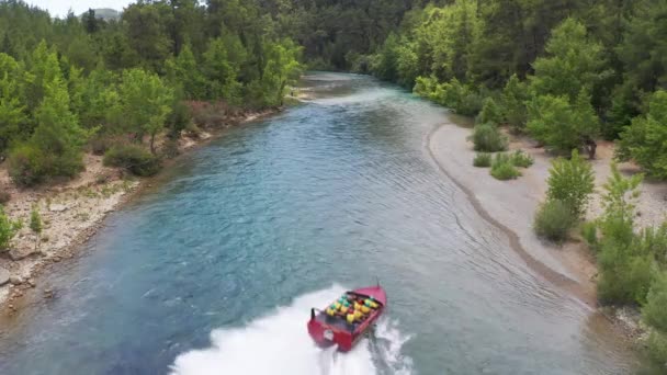 土耳其Koepruecay河上的快艇 — 图库视频影像