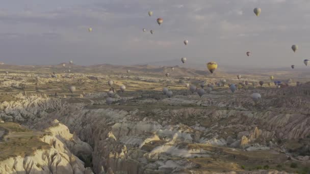 Schöne Luftaufnahme Von Heißluftballons Kappadokien Türkei — Stockvideo