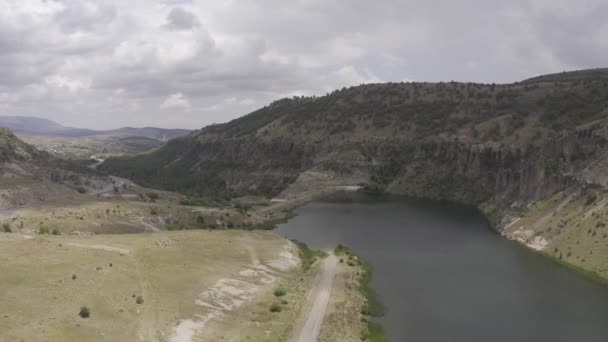 Vue Aérienne Beau Lac Entouré Montagnes Konya Turquie — Video