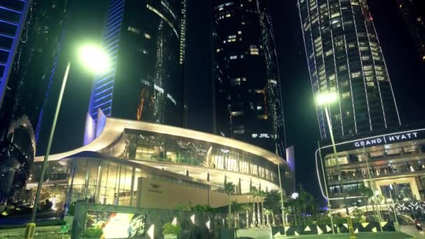 Skyline Grattacieli Notte Abu Dhabi Emirates — Video Stock