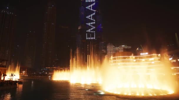 Water Fountain Building Dubai Night Light Show Dubai Emirates Native — Stockvideo