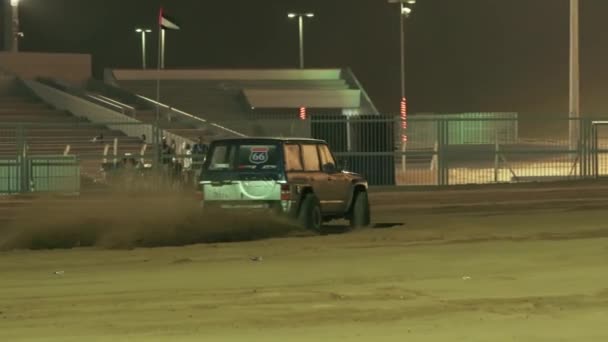Wyścig Samochodowy Kaskaderski Moreeb Dune Liwa International Festival Abu Dhabi — Wideo stockowe