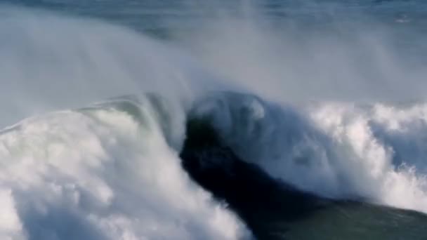 Beautiful Huge Waves Atlantic Ocean — ストック動画