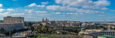 Malta 'daki Valletta eski kasabasının panoramik manzarası