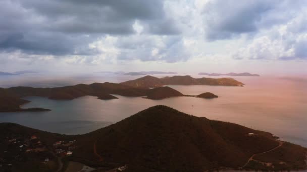 Playa Tropical Lujo Yates Cielo Acuático Vista Aérea Puesta Sol — Vídeo de stock