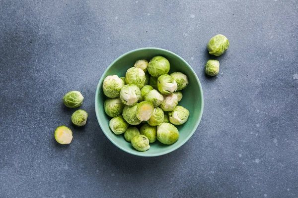 Raw Organic Brussel Sprouts Bowl Top View Flat Lay Overhead — Stockfoto