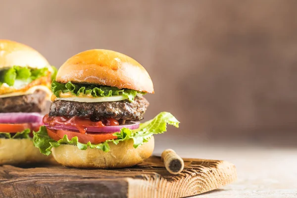 Νόστιμα Ζουμερά Ψητά Burger Σχετικά Κουλούρια Σιτάρι Στούντιο Σουτ Μακροεντολή — Φωτογραφία Αρχείου