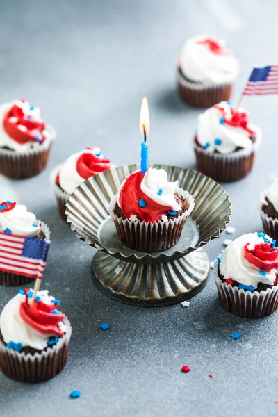 Unabhängigkeitstag Juli Usa Amerikanische Patriotische Partei Mit Amerikanischen Symbolen Cupcakes — Stockfoto