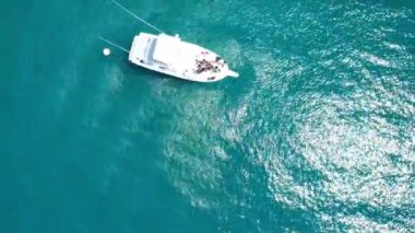 Karayip Denizi 'ndeki Yatlar