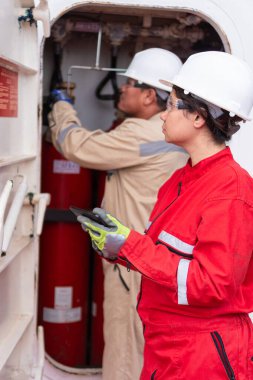 Dijital gelişmeler: Latin kadın mühendis imalatı