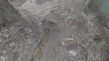 Kentsel Yıkım Alanı Kazıyıcı ile birlikte çalışıyor, Hava Görünümü