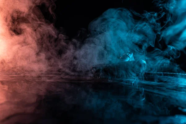 Dampfsauberes Schwarz Und Neonlicht Konzept — Stockfoto