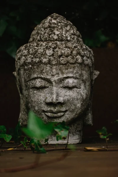 Statua Pietra Grigia Volto Del Buddha Come Simbolo Armonia Religione — Foto Stock