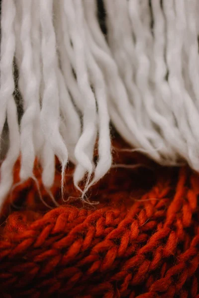 Warme Rode Witte Gebreide Sjaal Achtergrond Textuur Van Een Wolproduct — Stockfoto