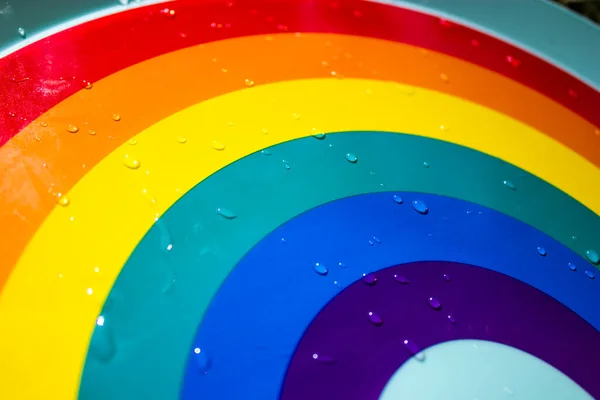 Arco Íris Multicolorido Com Gotas Água Após Chuva Fundo Abstrato — Fotografia de Stock
