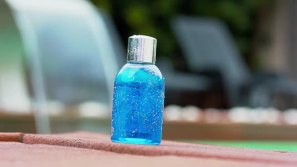 Cosmetic Plastic Glass Blue Mini Bottle Travel Version Wooden Pier — 비디오