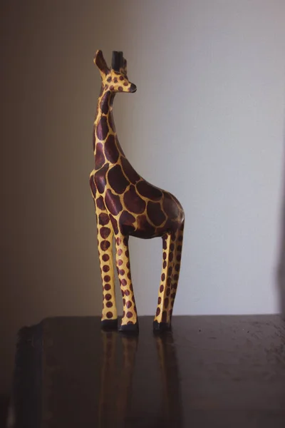 Wooden Toy Giraffe Long Neck Exotic Animal Zoo Wild Nature — Stock Photo, Image