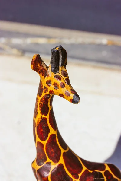 Girafe Jouet Bois Avec Long Cou Sur Fond Blanc Animal — Photo