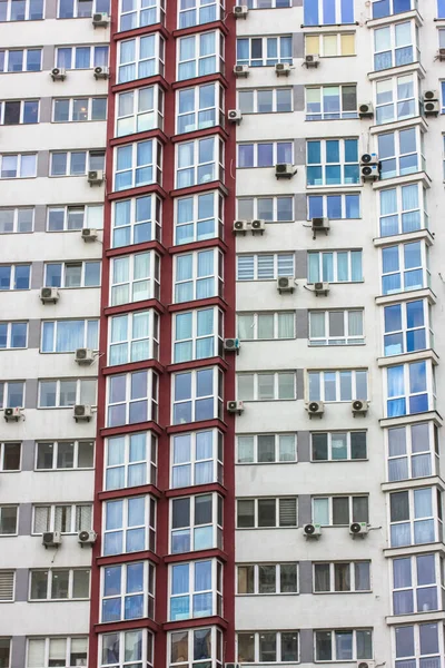 Kiev Ucrania Mayo 2021 Fachada Edificio Apartamentos Alto Alto Varios —  Fotos de Stock