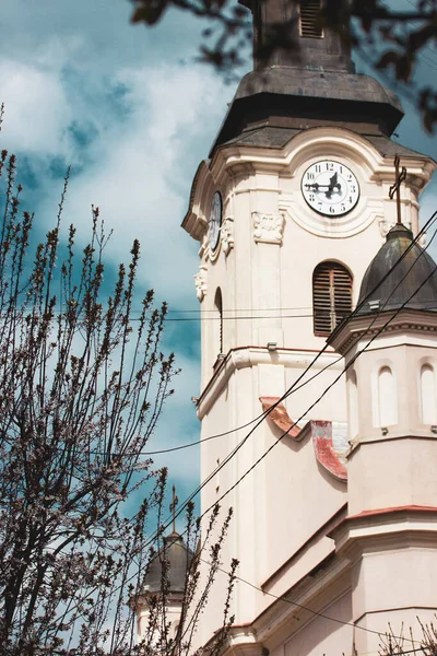 Uzhgorod Ucrania Abril 2022 Capilla Histórica Contra Cielo Azul Con —  Fotos de Stock