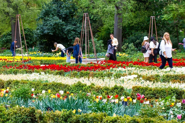 Madrid Spanyolország Április 2023 Királyi Botanikus Kert Tavaszi Napon Emberek — Stock Fotó