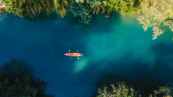 Par Hombres Mujeres Están Haciendo Kayak Selva Tropical Koh Chang — Foto de Stock