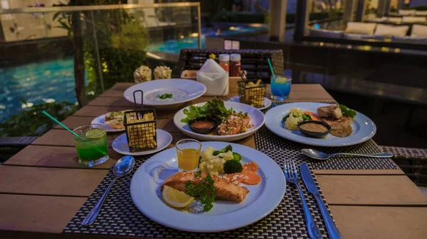 Mesa Cena Por Noche Hotel Tailandia — Foto de Stock