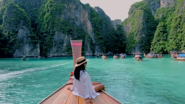 Pileh Lagoon Dengan Hijau Zamrud Laut Koh Phi Thailand Wanita — Stok Video