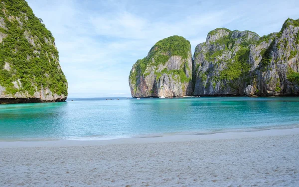Empty Beach Maya Bay Beach Koh Phi Phi Thailand Morning — Stock Photo, Image