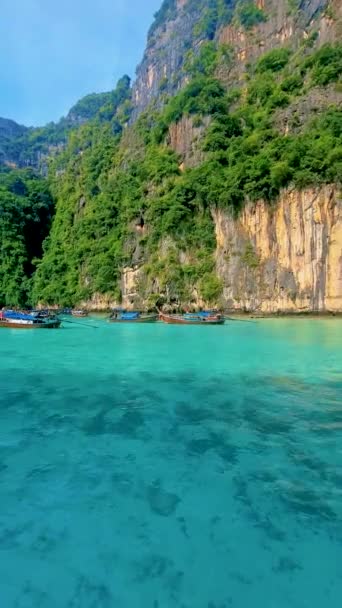 Pileh Lagoon Daki Uzunkuyruklu Tekne Koh Phi Phi Tayland Yeşil — Stok video