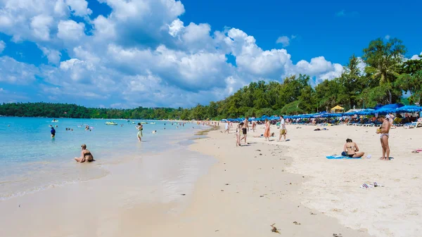 Kata Beach Phuket Thailand November 2022 Full Beach High Season — Stock Photo, Image