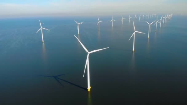 Vista Drones Turbinas Moinho Vento Mar Gerando Energia Verde Nos — Vídeo de Stock