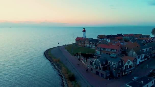 Urk Flevoland Ολλανδία Ηλιοβασίλεμα Στο Φάρο Και Λιμάνι Του Urk — Αρχείο Βίντεο