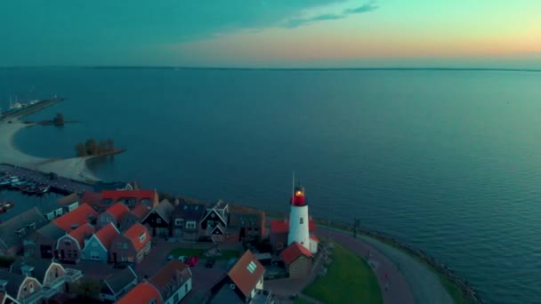 Urk Flevoland Hollanda Deniz Fenerinde Urk Hollanda Limanında Gün Batımı — Stok video