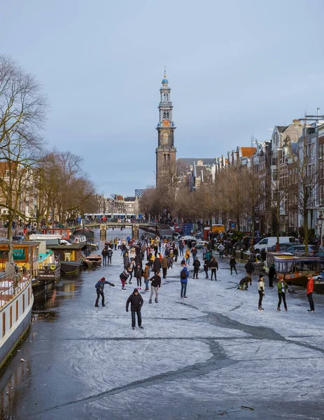 Ámsterdam Países Bajos Febrero 2021 Frío Día Invierno Con Gente — Foto de Stock