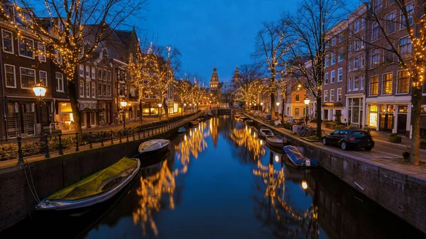 Amsterdam Pays Bas Canaux Avec Lumières Noël Pendant Soirée Décembre — Photo