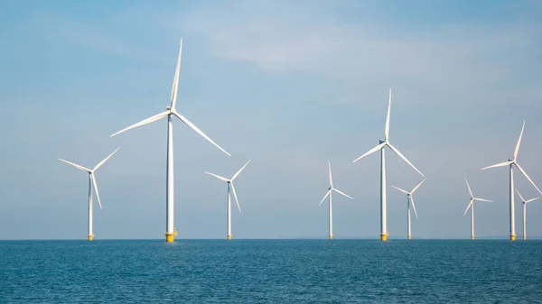 Парк Вітрових Млинів Вітряними Турбінами Генерують Електроенергію Концепцією Зеленої Енергії — стокове фото