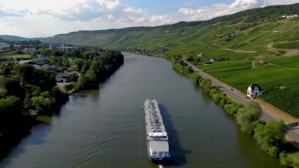 Trasporto Gas Navigazione Interna Attraverso Fiume Mosella Germania Una Brillante — Video Stock