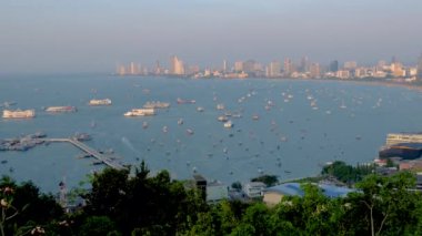 Pattaya ufuk çizgisi tepe noktasından Pattaya Tayland. 