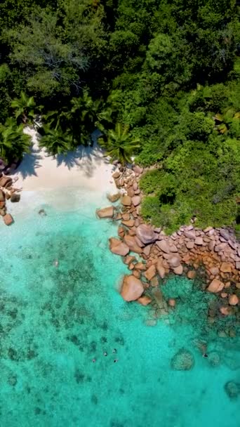 Anse Lazio Pláž Ostrově Praslin Seychely Tajemná Malá Pláž Zátoce — Stock video
