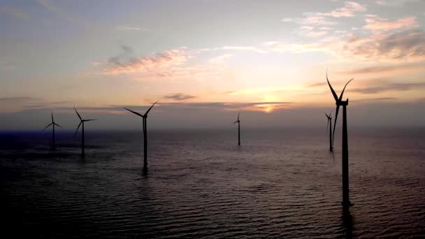 Offshore Windmill Park Sunset Windmill Park Ocean Aerial View Wind — Stock Video