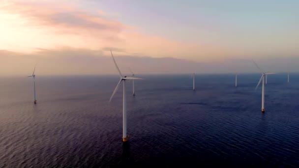 Offshore Windmolenpark Bij Zonsondergang Zee Windmolenpark Oceaanlucht Met Windturbine Flevoland — Stockvideo