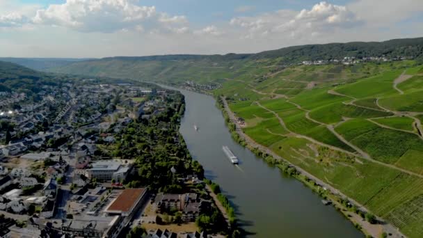 Inlandssjöfart Båt Gas Transport Över Floden Mosel Tyskland Ljus Sommardag — Stockvideo