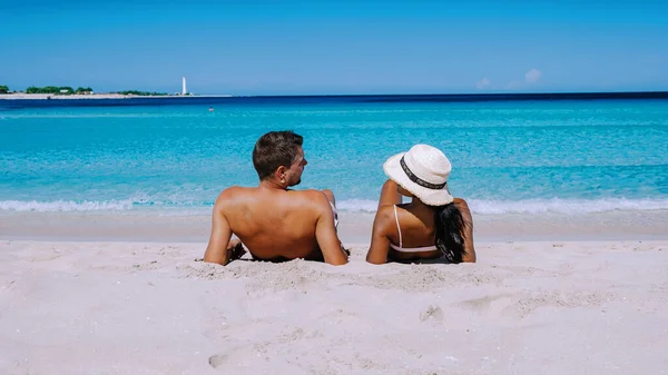 Couple Hommes Une Femme Âge Moyen Vacances Sur Île Italienne — Photo