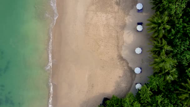 Drone View Ocean Tropical Beach Umbrella Island Koh Lanta Thailand — Stock videók
